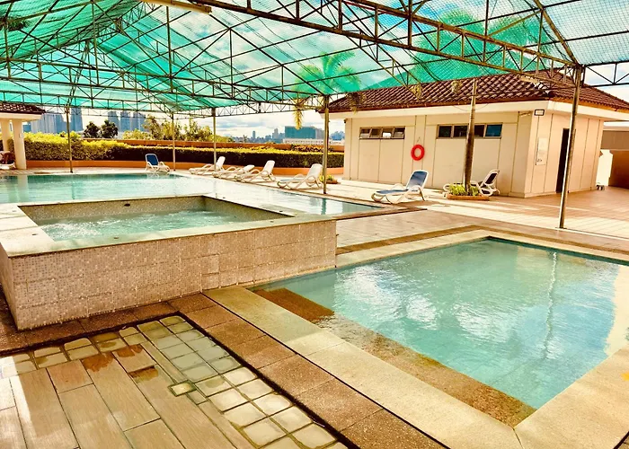 Apartahotel Unit - Black Cat - Santorini - Sta Lucia Mall Cainta Rizal *